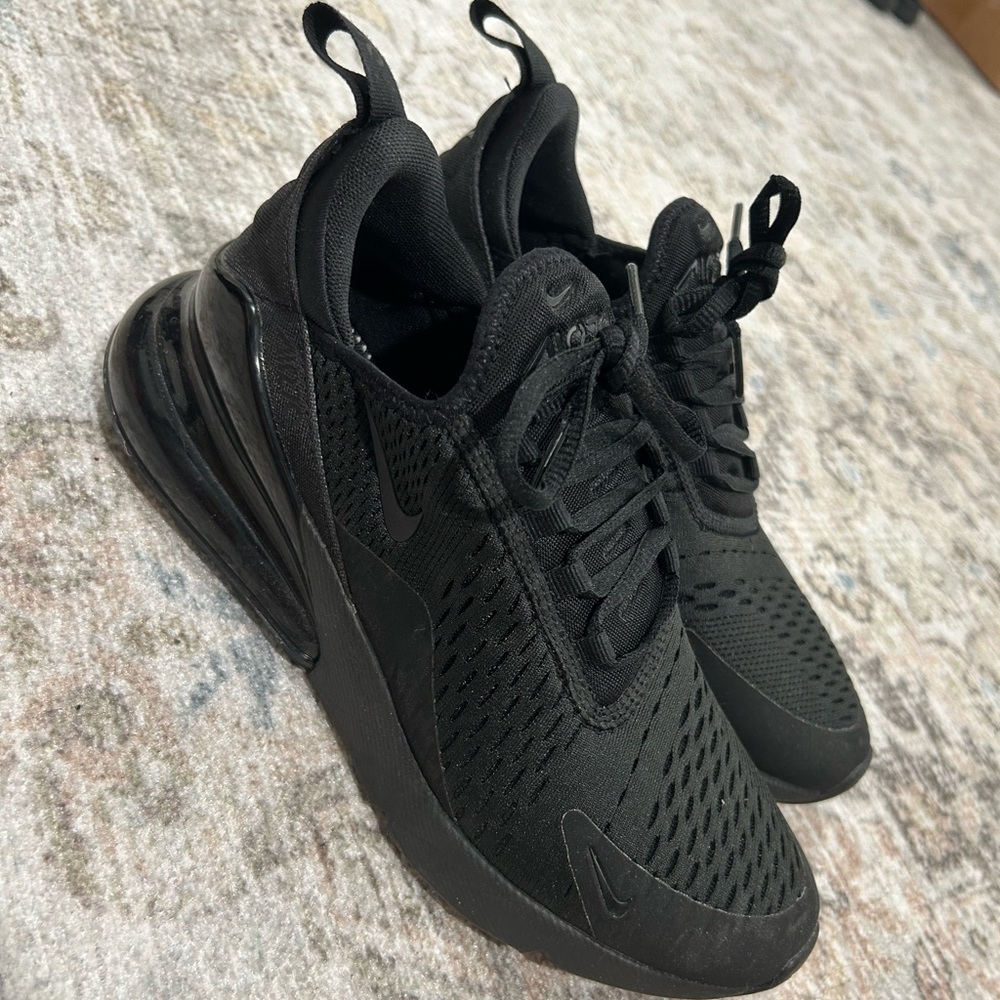 Nike Air Max 270